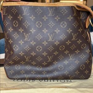 Louis Vuitton Monogram Bag - Brown/Gold Trim